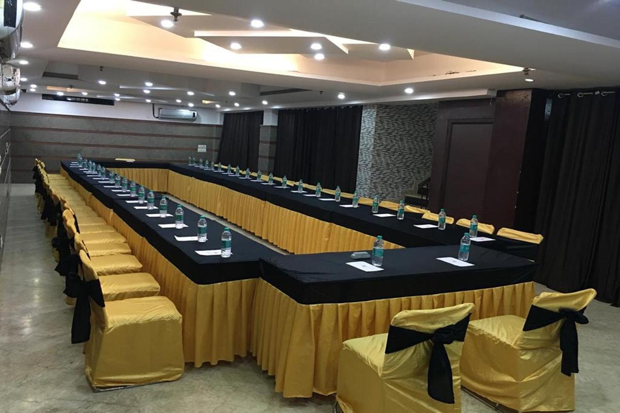 Hotel S & B East Inn - Patel Nagar New Delhi Exterior photo
