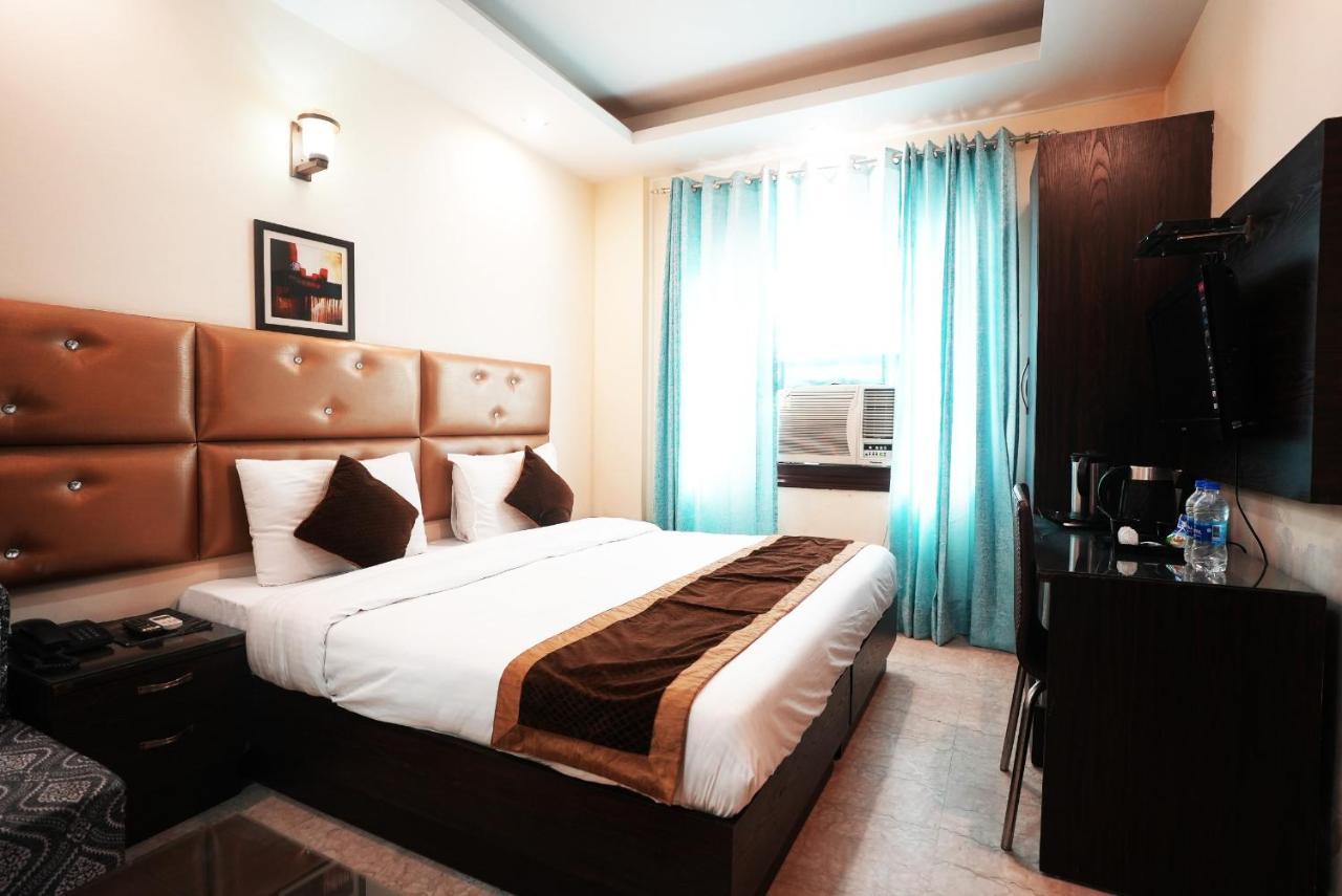 Hotel S & B East Inn - Patel Nagar New Delhi Exterior photo