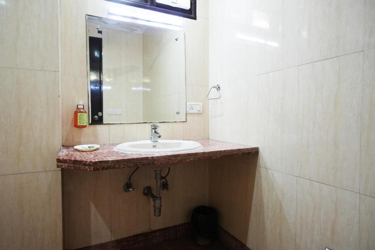 Hotel S & B East Inn - Patel Nagar New Delhi Exterior photo