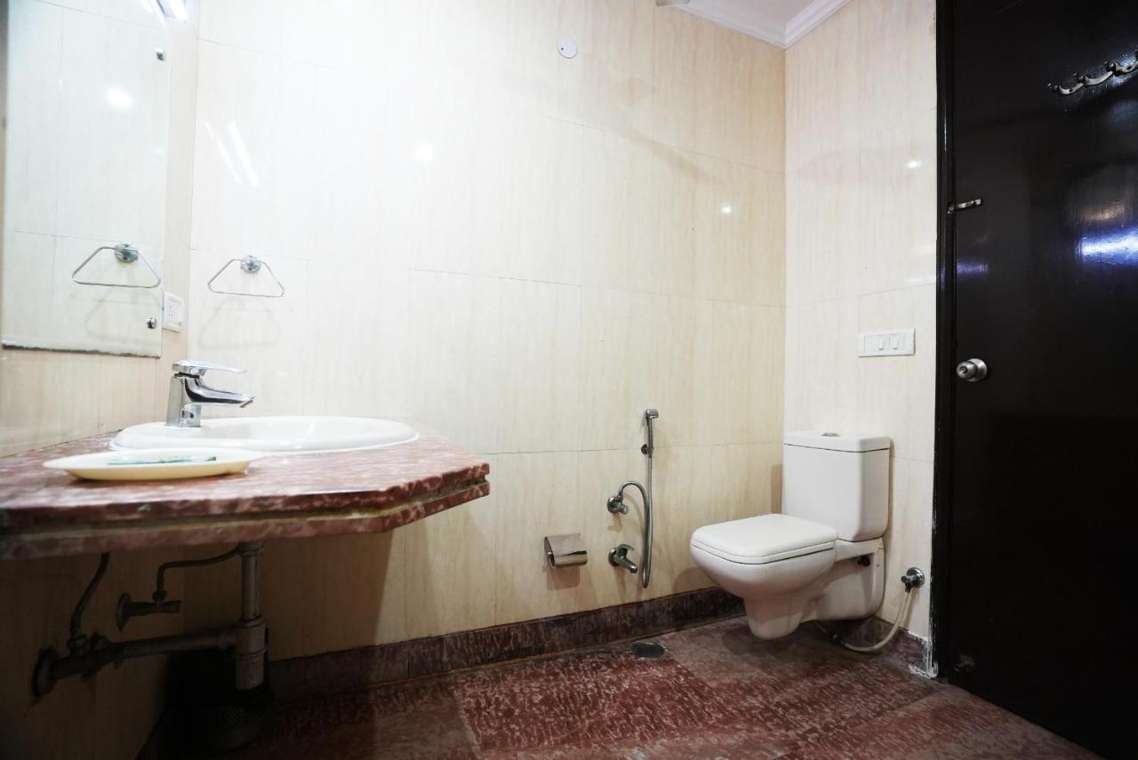 Hotel S & B East Inn - Patel Nagar New Delhi Exterior photo