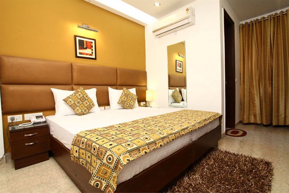 Hotel S & B East Inn - Patel Nagar New Delhi Exterior photo