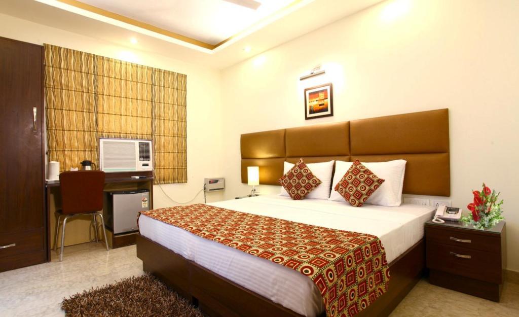 Hotel S & B East Inn - Patel Nagar New Delhi Exterior photo
